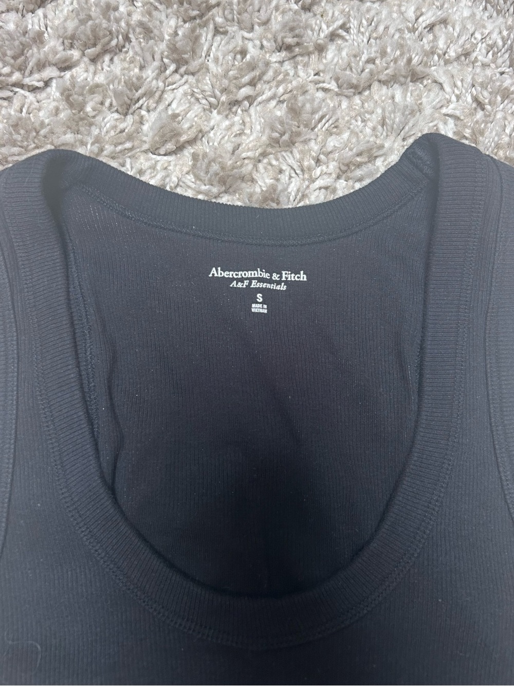 Abercrombie Women’s black basic tank - Picture 2 of 3